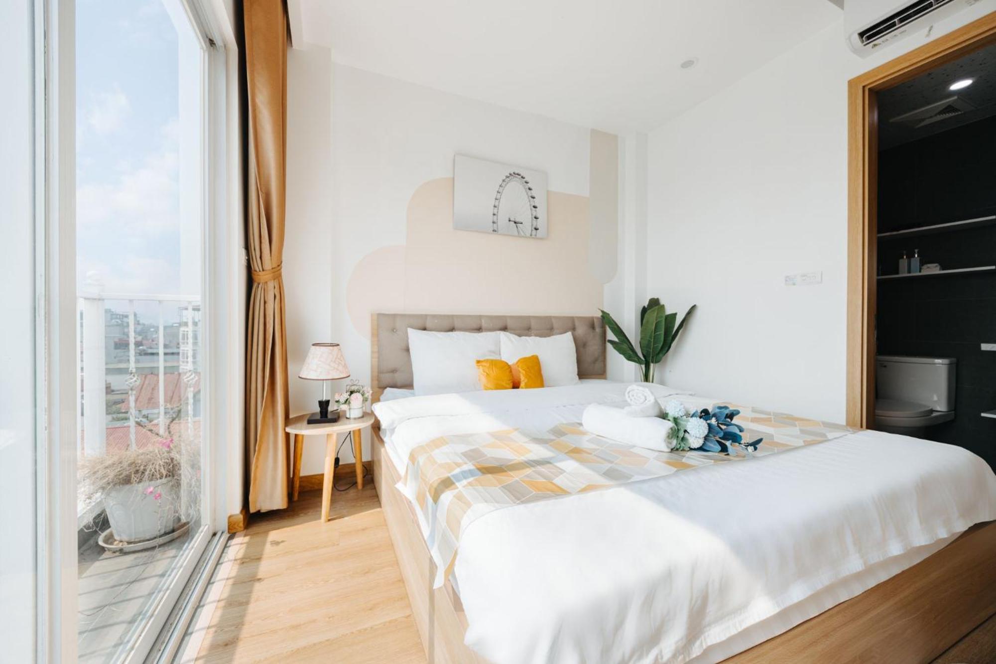 The Euphoria Sophisticated Style - Stay 24H Hanoi Luaran gambar