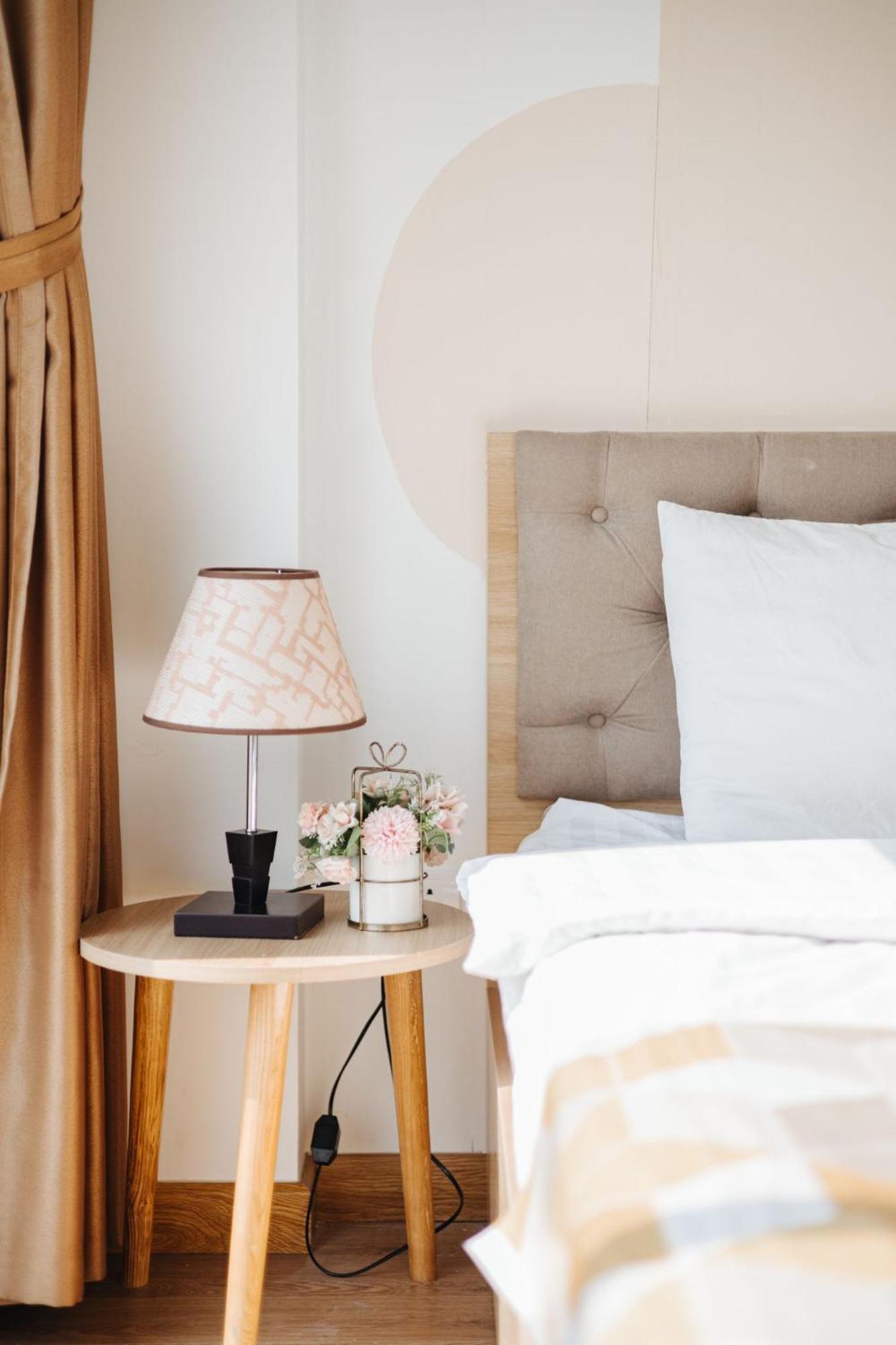 The Euphoria Sophisticated Style - Stay 24H Hanoi Luaran gambar